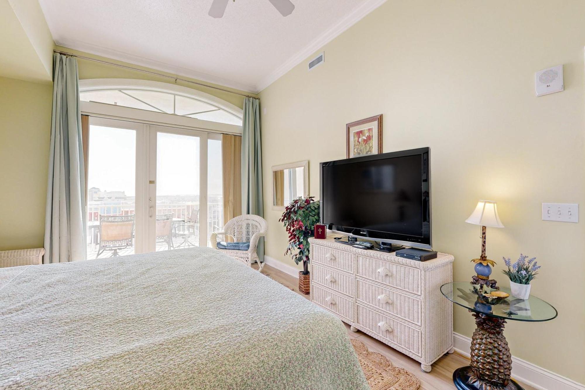 South Beach II Ocean City Room photo